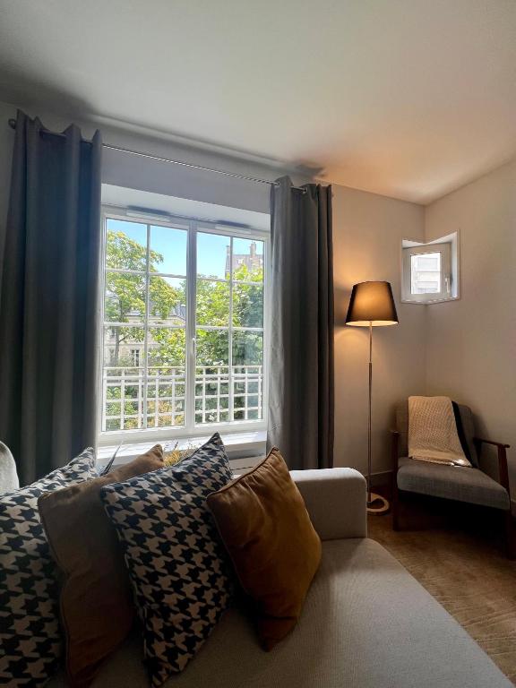 Spacious & modern flat close to Parc Monceau - 2