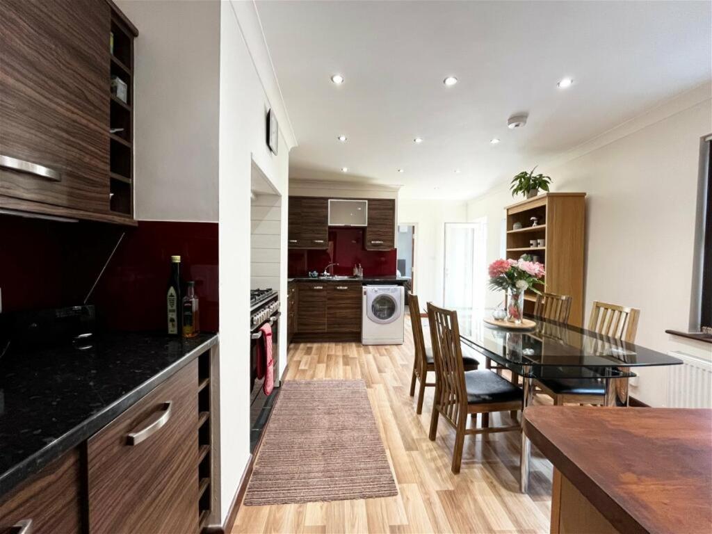 High Gables Apartment 2 (Paignton) photo 6
