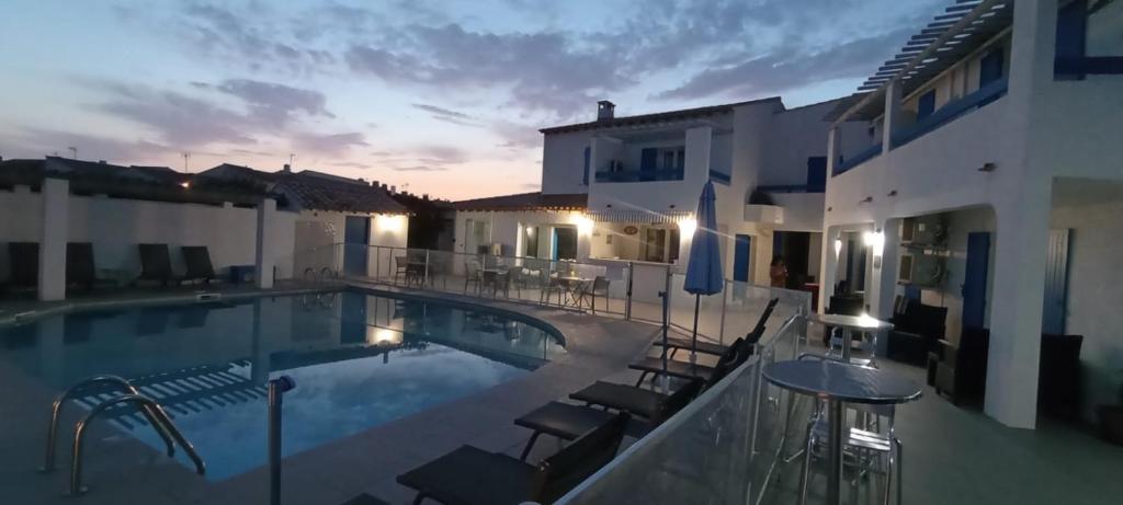 Hotel Le Bleu Marine photo