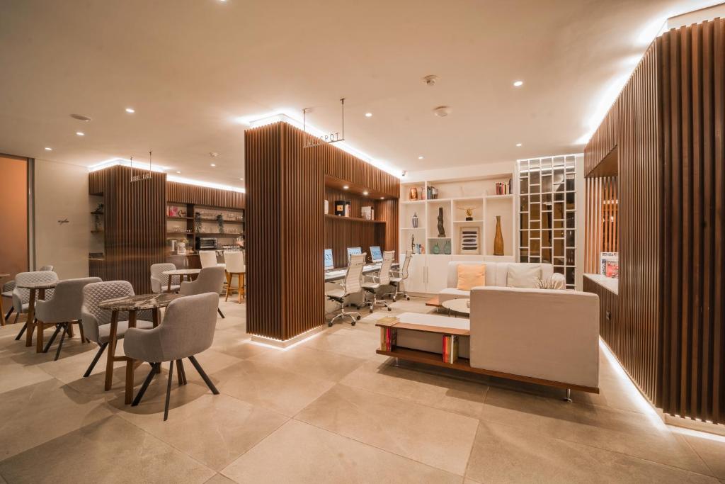 Ontico Urban Design Hotel - 4