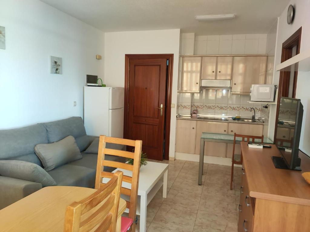 HC Fuengirola Playa Apartamento - 2