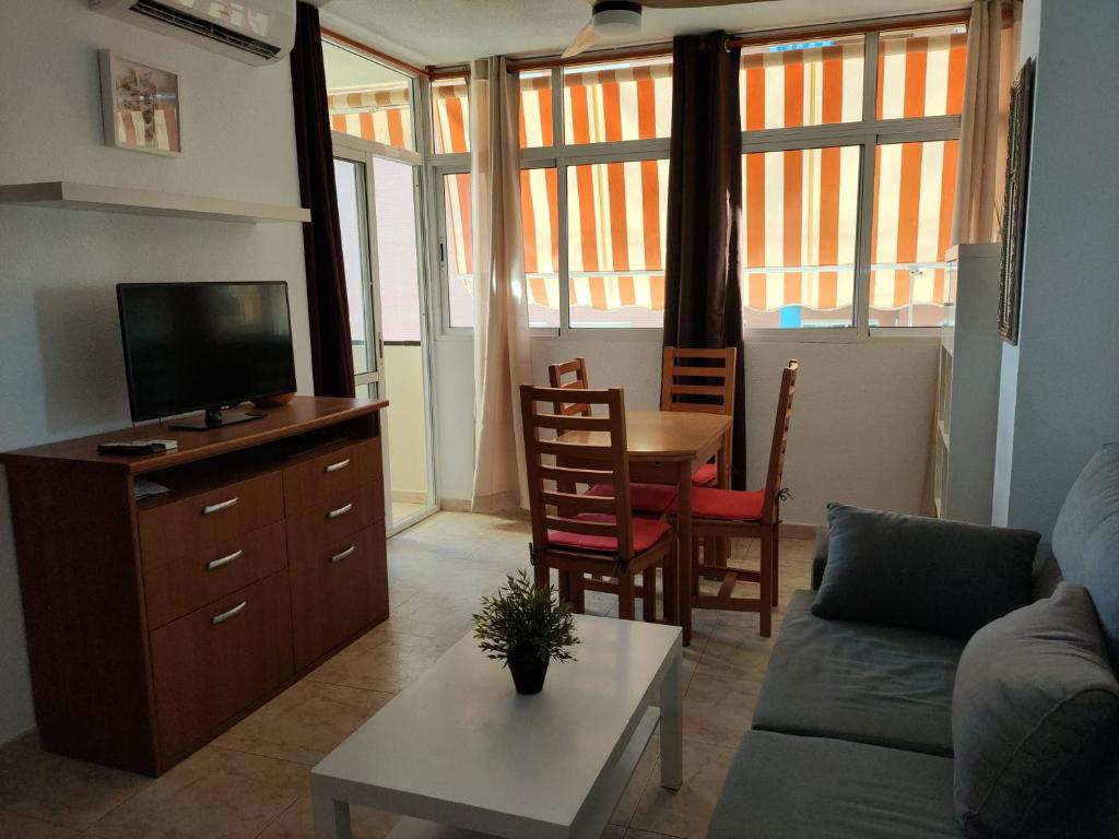 HC Fuengirola Playa Apartamento - 3