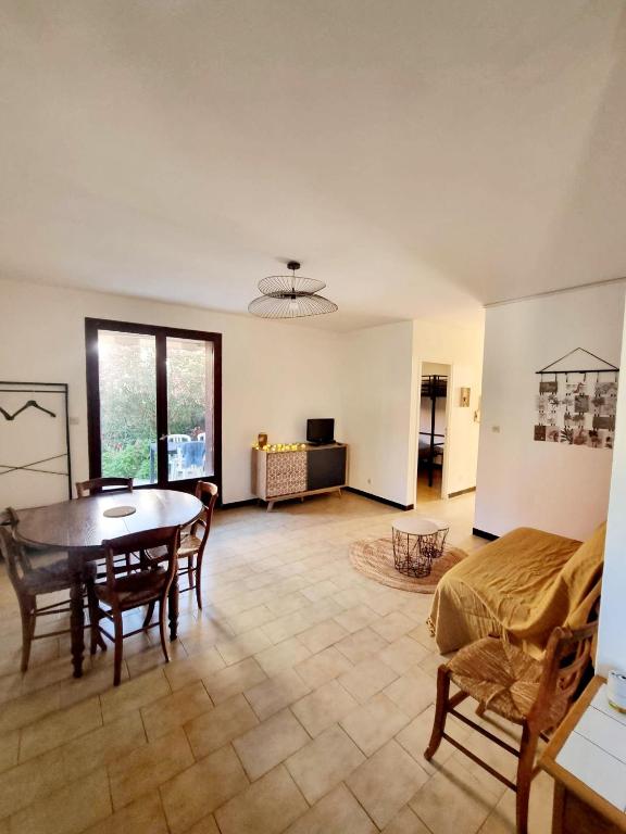 Appartement avec jardin proche de la mer - 2