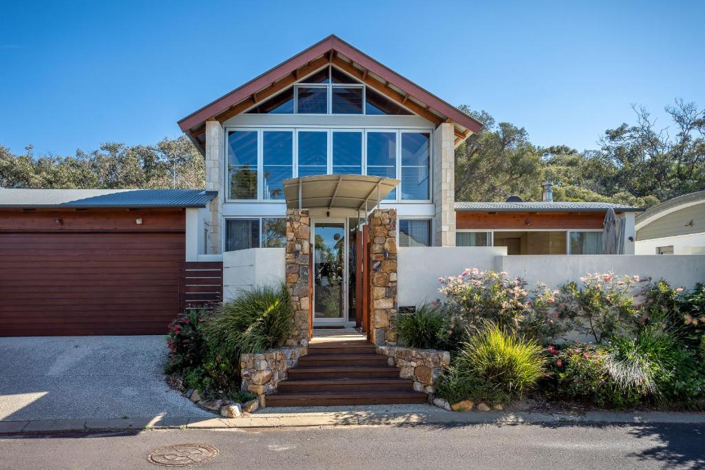 Paperbarks I Private Properties, Dunsborough