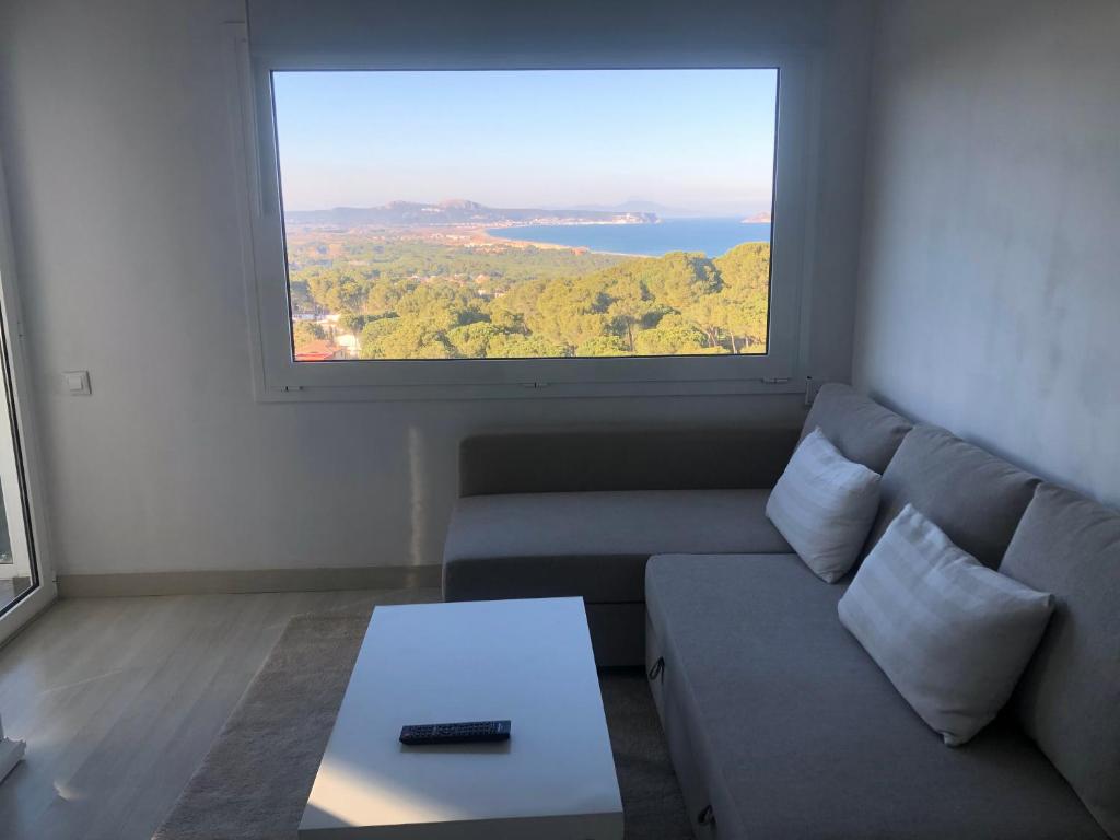 NUEVO. Reformado con vistas panorámicas y piscina - 5