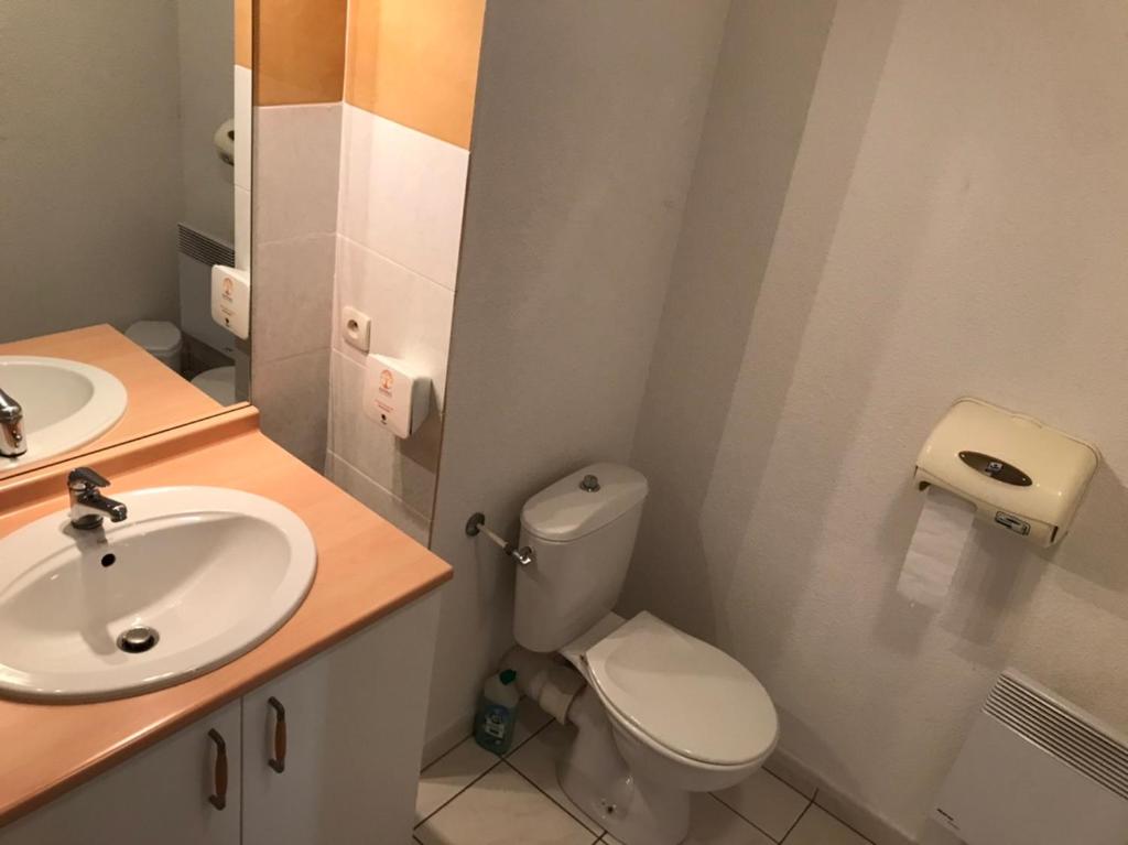 Studio Cité médiévale 250 m - 4