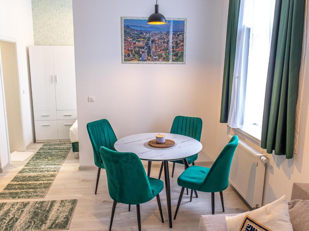 FIT Apartments - 4