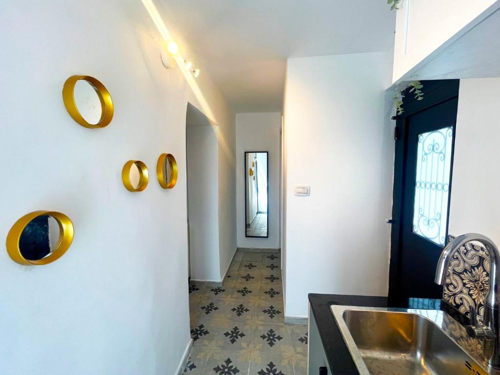 YalaRent Bazelet Apartments photo