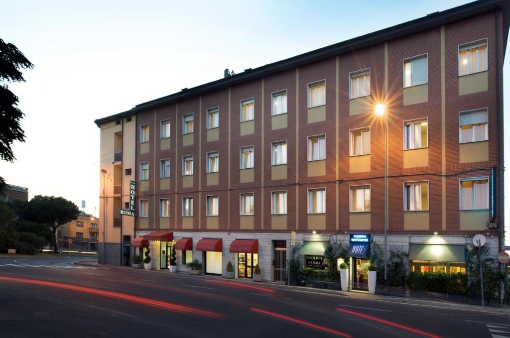 Hotel Roma photo