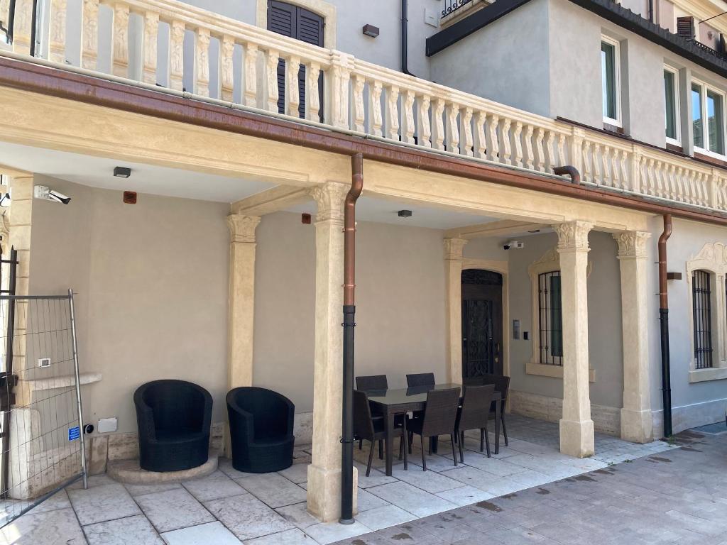 Palazzo Borgo Trento - Silkeys - 4