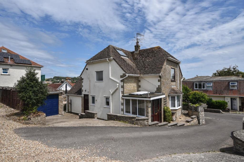 Fawley, Lyme Regis photo 6