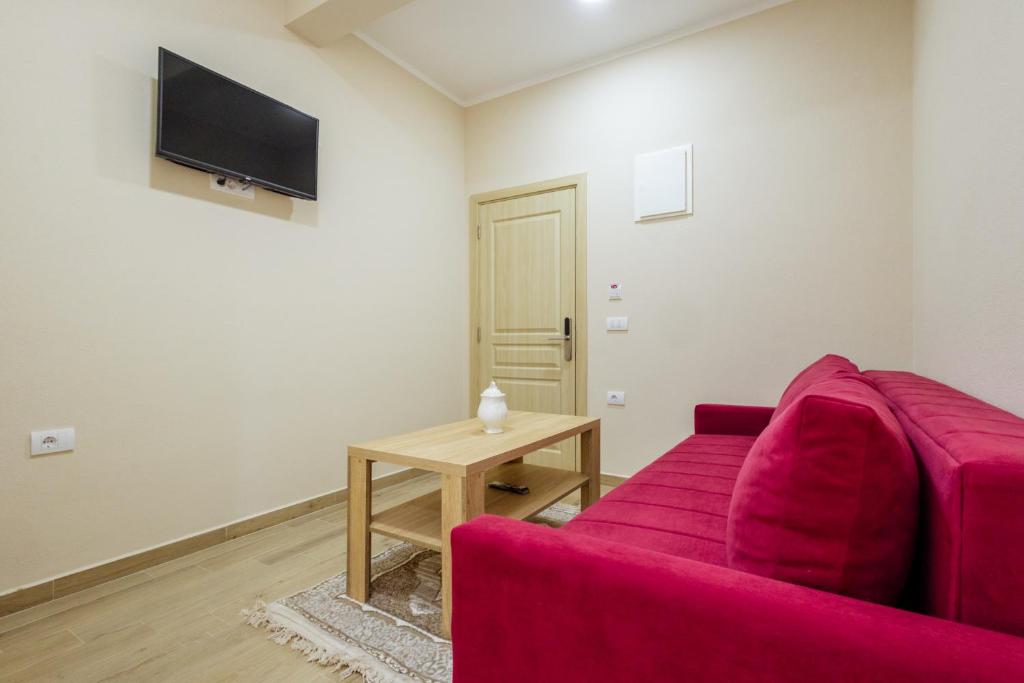 Reis Apartments - 5