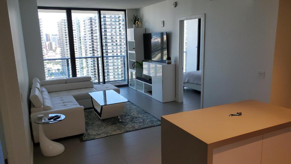 Canvas Condo, Miami