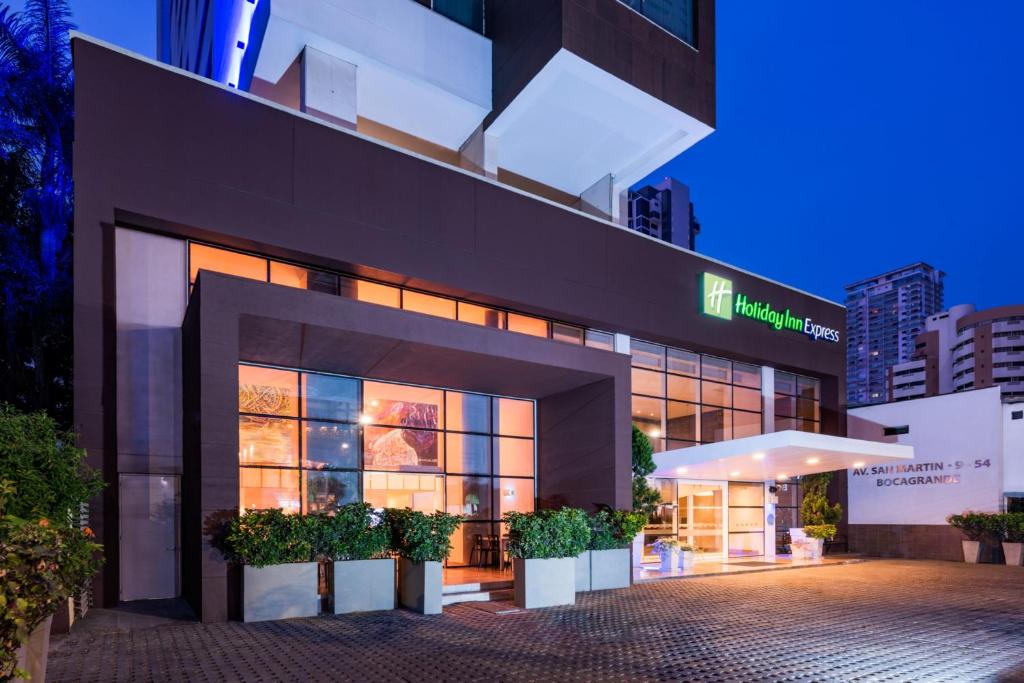 Holiday Inn Express Cartagena Bocagrande photo