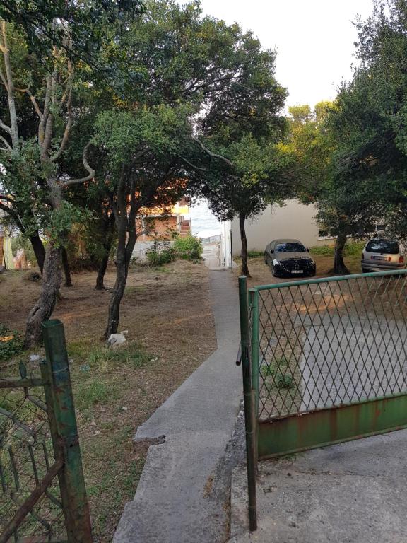 Vila Familija - 5