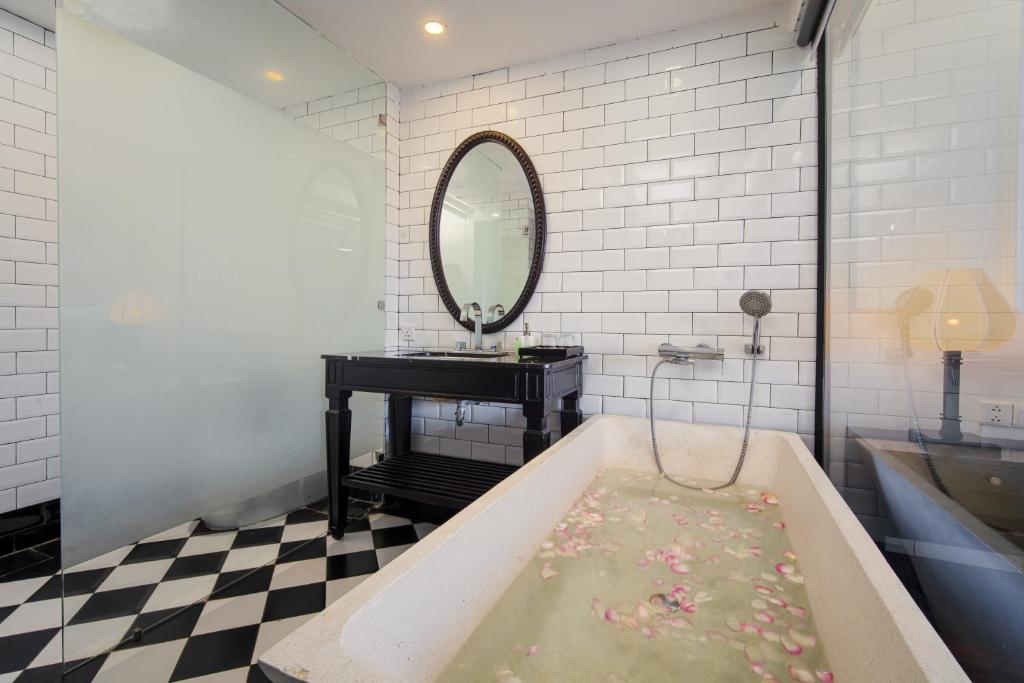 Thanh Binh Riverside Hotel