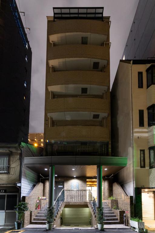 Sky Living Shinsaibashi East
