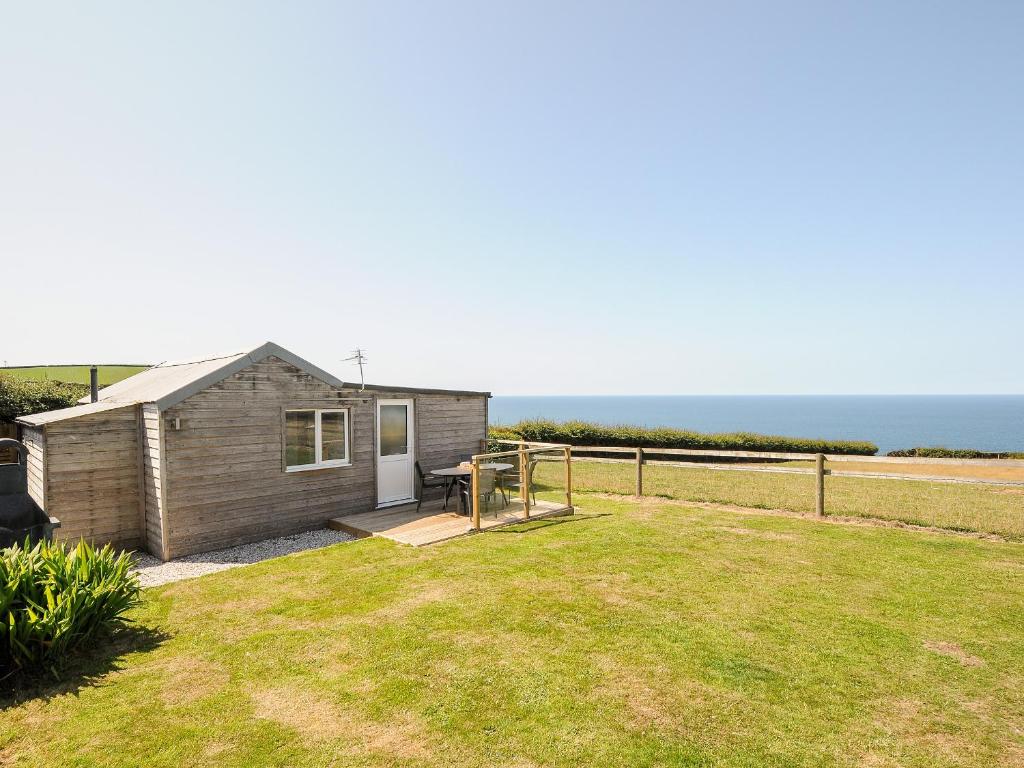 Lundy View Chalet, Bude