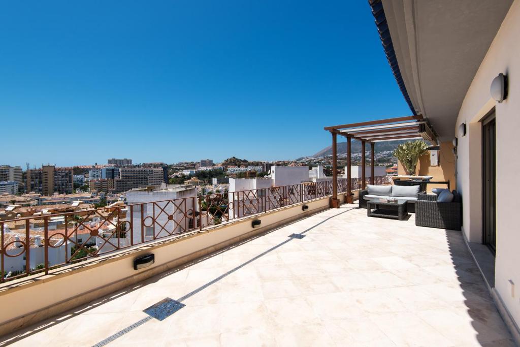 PH BELLAGIO: Luxurious and Romantic duplex penthouse with PRIVATE POOL & sea views - 3