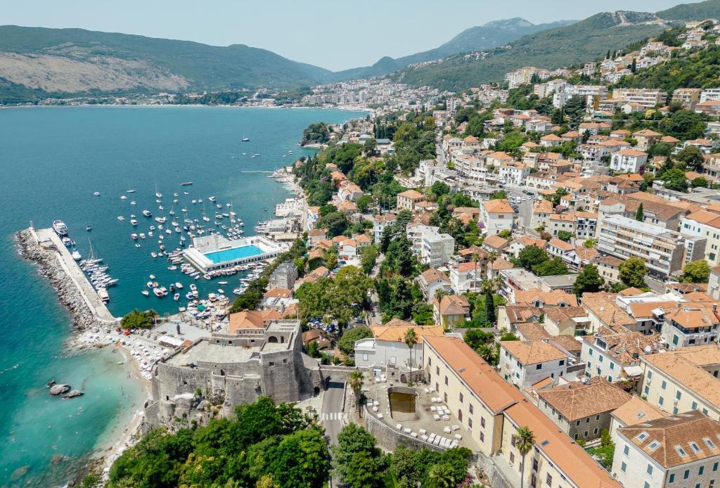 Guesthouse Villa Stari Grad — Hotel in Herceg Novi