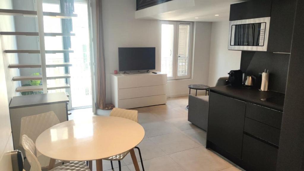 Duplex balcon centre mer 208 - 1