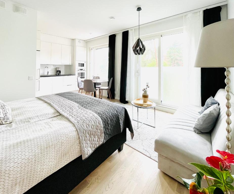 Cozy studio, easy access to Helsinki and near shopping center, Helsinky