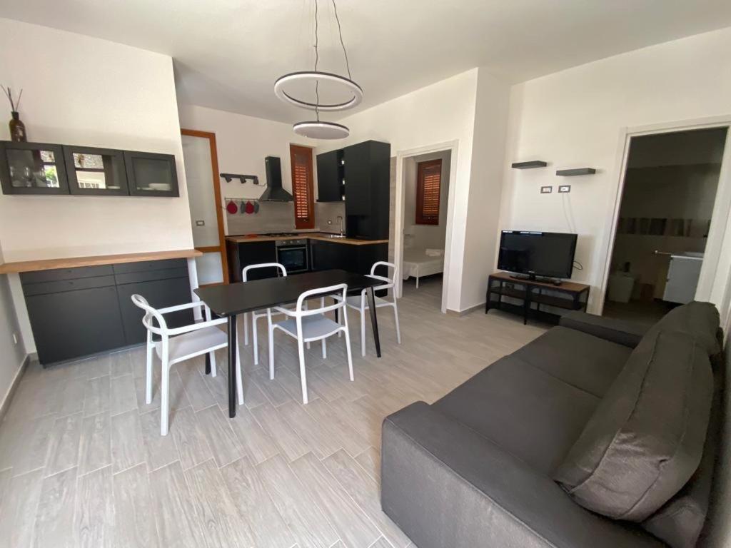 Casa di Giu' - favignana - 1