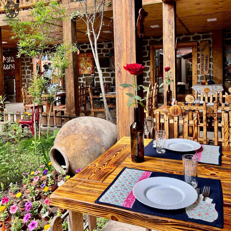 Machanents Guest House