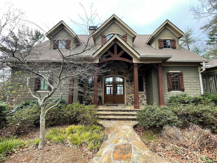 Amazing Mountain View & Cabin Retreat - Big Canoe