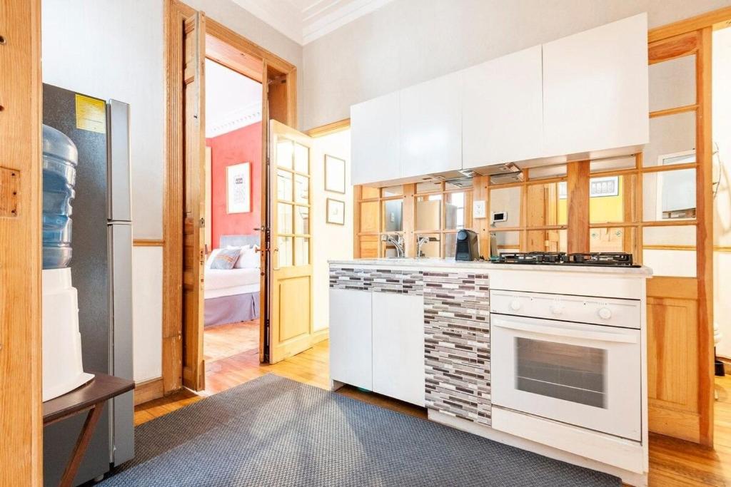 2BR APT w/ terrace and very good location - 3