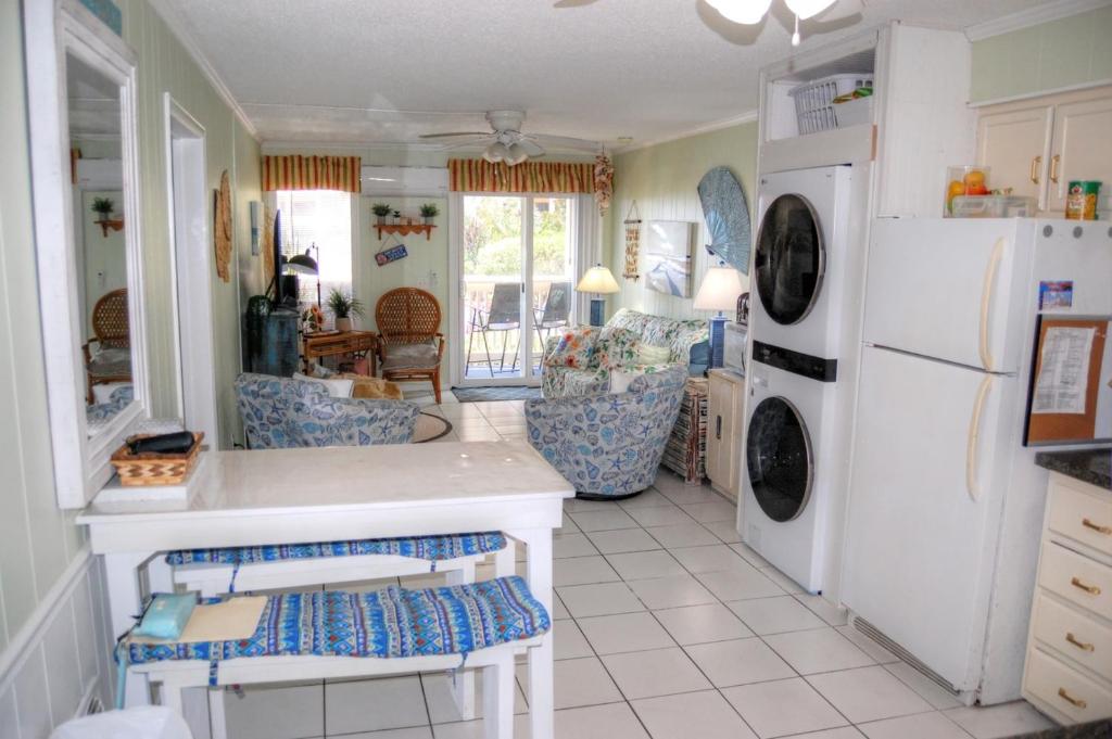 A Place at The Beach 9660-120, Myrtle Beach