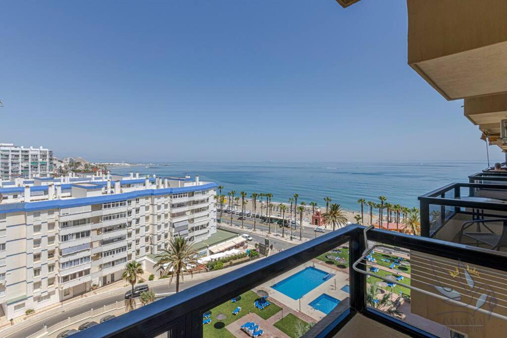 Aloha Playa apartment with sea views in front of the beach - 2
