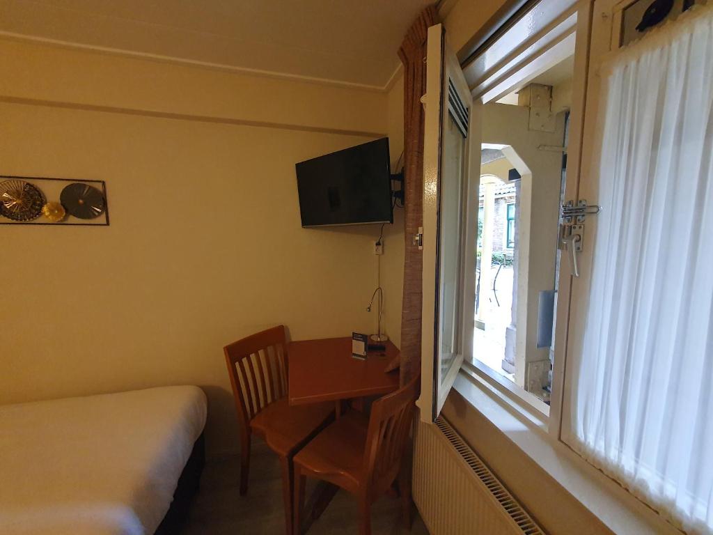 Hotel Almenum - het sfeervolle stadslogement - photo