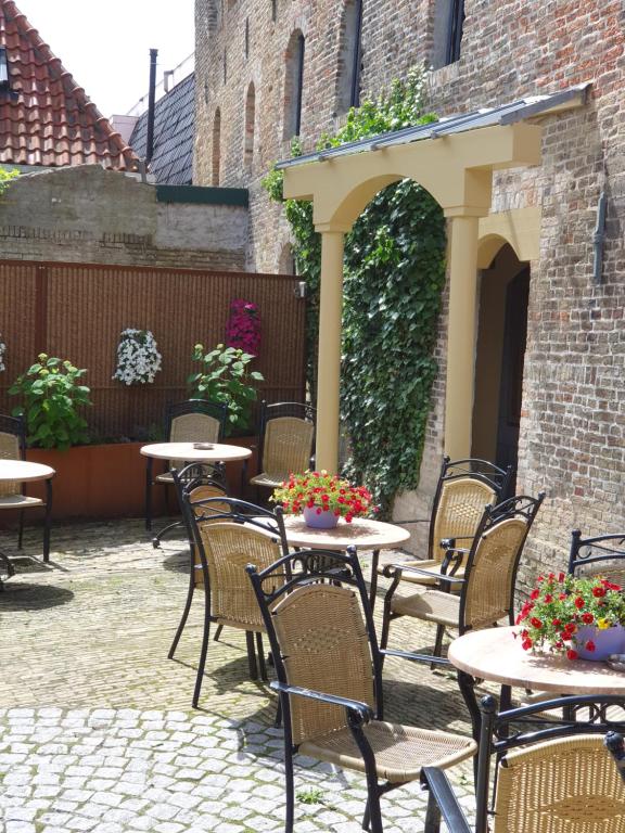 Hotel Almenum - het sfeervolle stadslogement - — Hotel in Harlingen