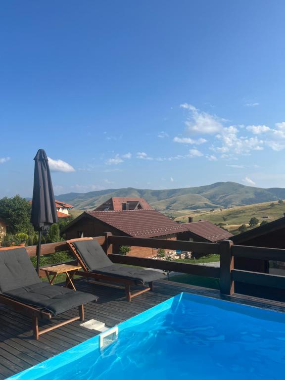 Golden Chalets - 2