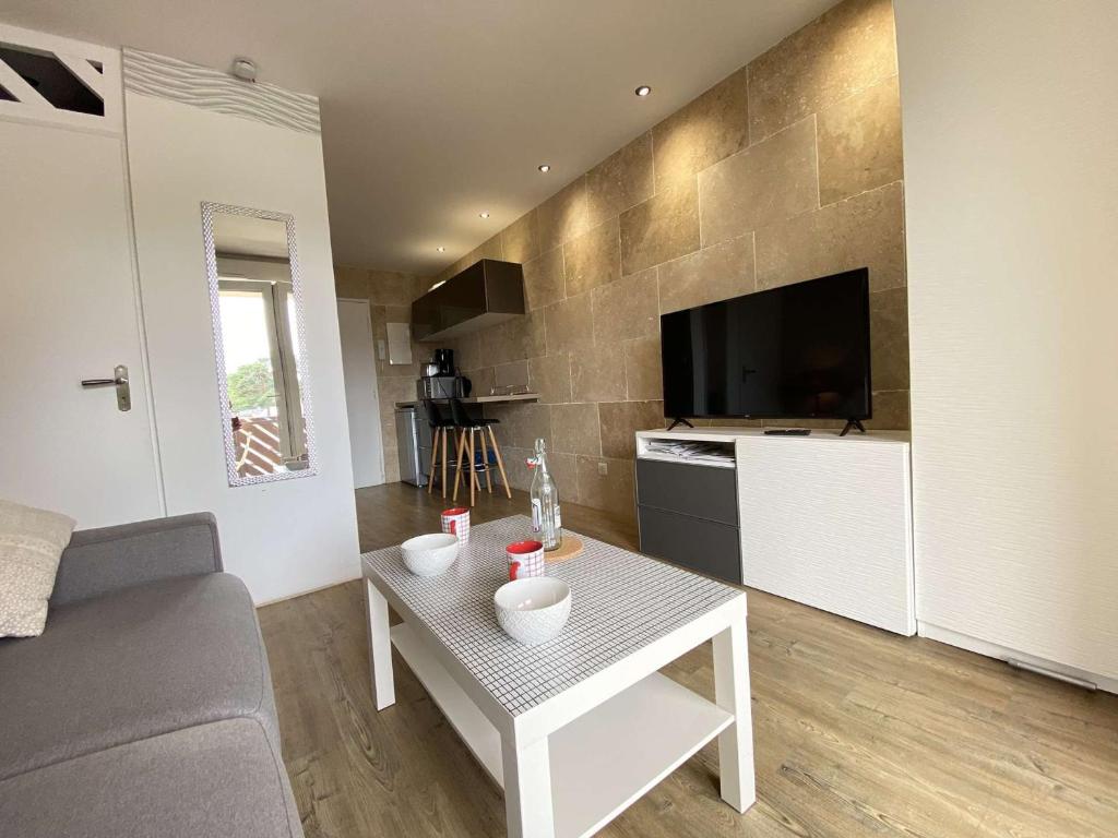 Studio moderne avec balcon sud, parking privé, près avenue De Gaulle - 2 couchages à La Baule - FR-1-245-107 - 4