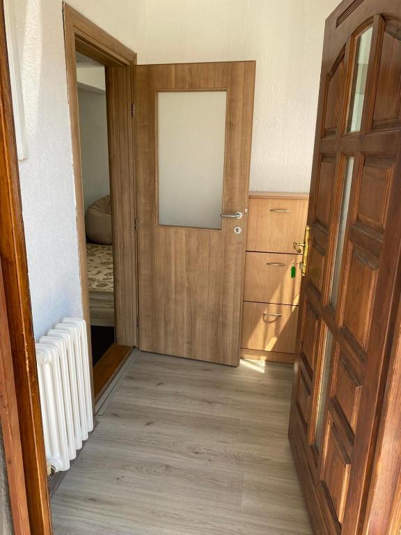 Stari Grad Apartment-free parking - 4