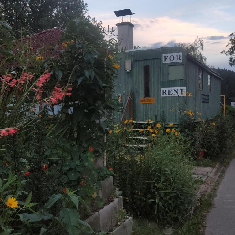 Retro maringotka č. 1 / Retro-trailer Nr. 1, Zlatá Koruna