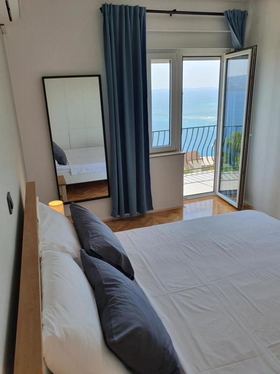 Apartman Oneum, Omiš