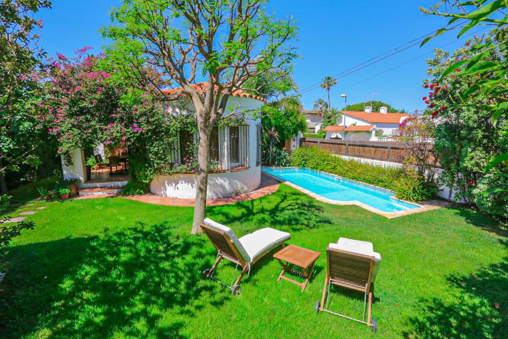 LITORAL COSTA DORADA - VILLA FALGUERA Only families - 4