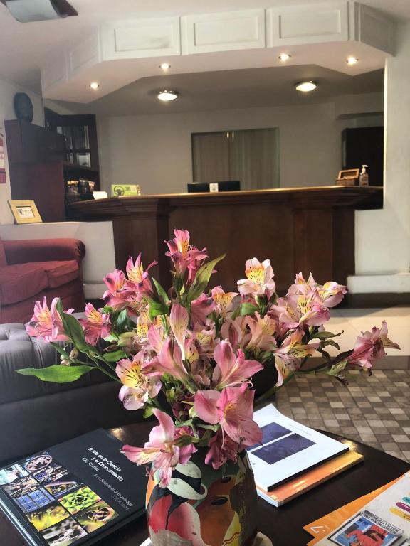 Filatelia Suites & Travel photo