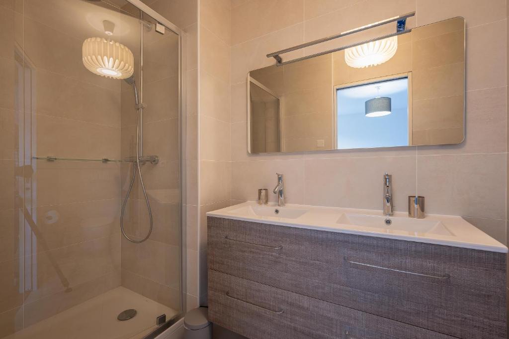3-bedroom Duplex Apartment, Ski in-out - 5