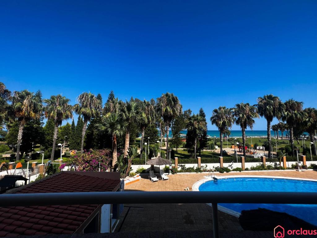 Modern apartment in front of the Mediterranean, Oropesa del Mar