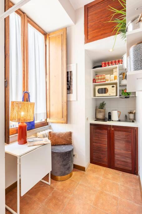 4 Townhouse by the Spanish Steps - 4