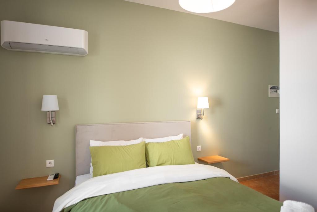 Twin House Spetses photo