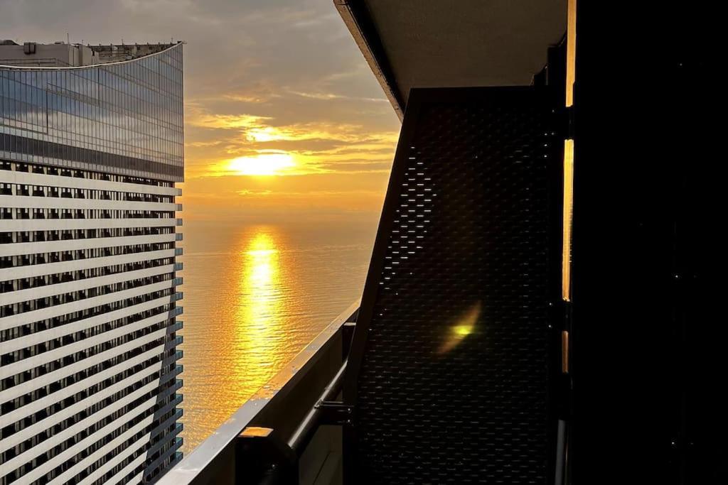 45th floor of sunrises & sunsets, Batumi