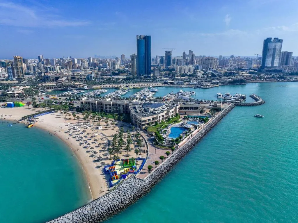 Marina Hotel, hotel in Kuwait