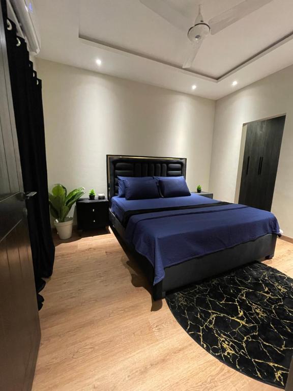 Gulberg Luxury Apartments photo