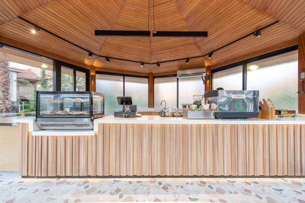 Exterior view, Meral Oasis Resort For Hotel Villas in Al Taif