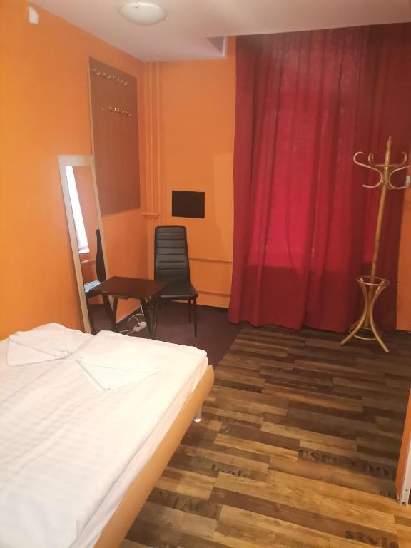 Hotel Praha Club bed & breakfast photo